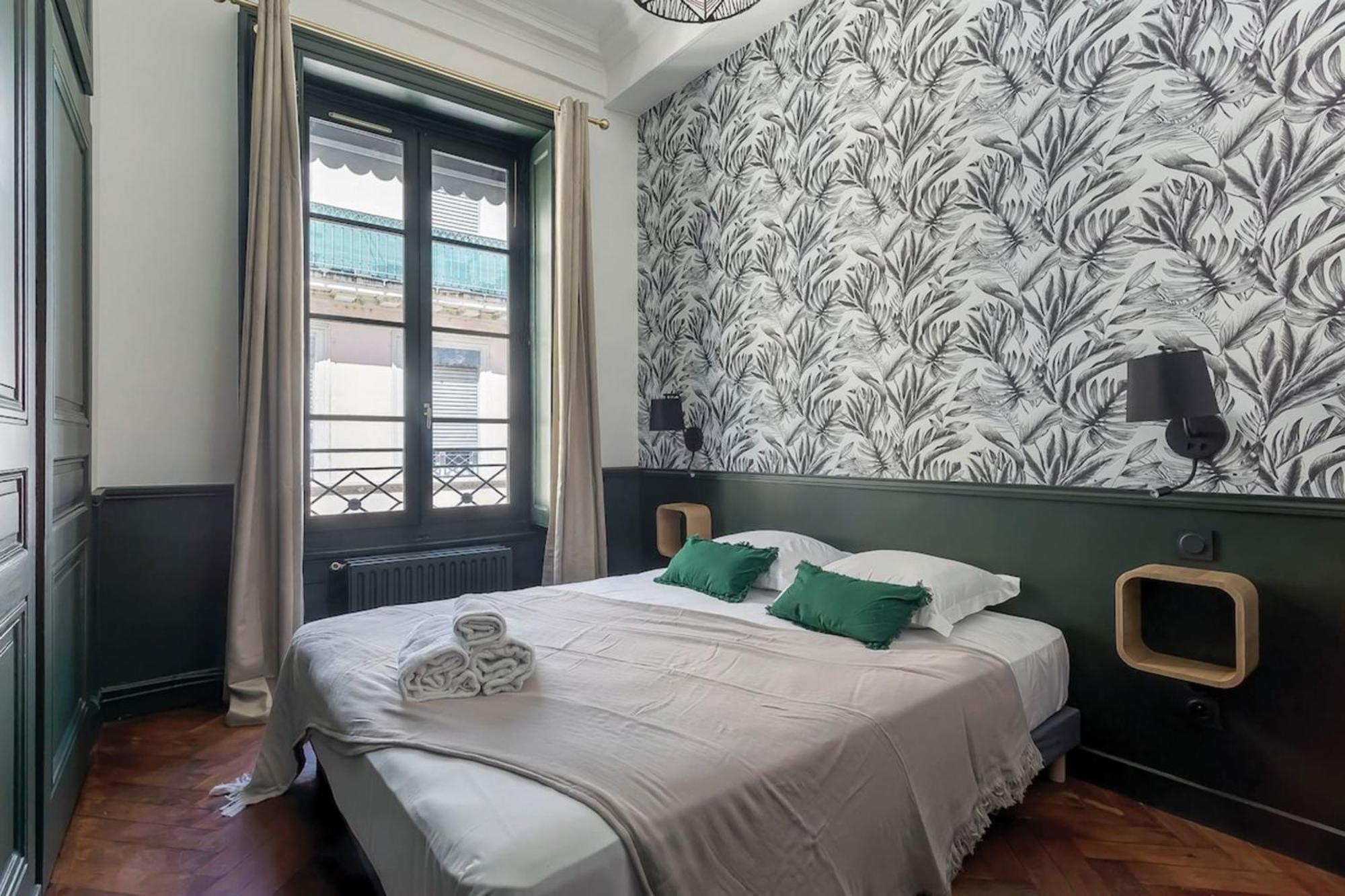 Hamac Suites Jacobins Le méritant 4 personnes Lyon Extérieur photo